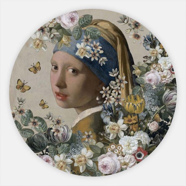 Muurcirkel meisje met de parel tussen bloemen